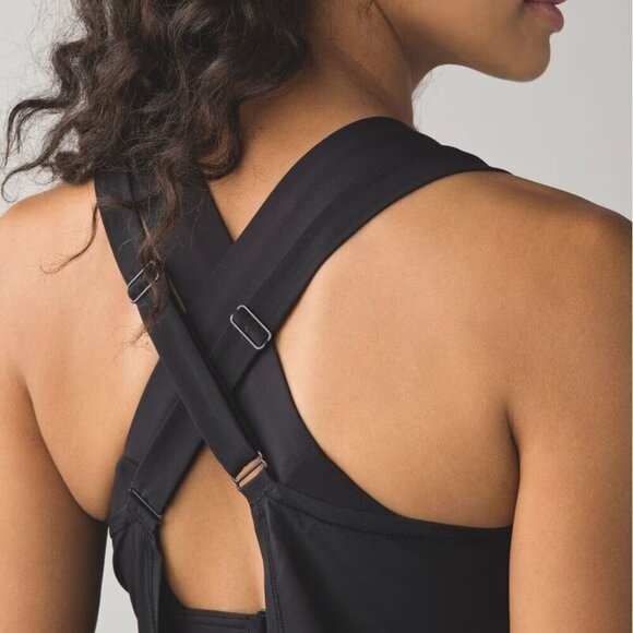 RARE Lululemon Run Open Back Lightweight Onesie Shorts Black 4 - Picture 8 of 12